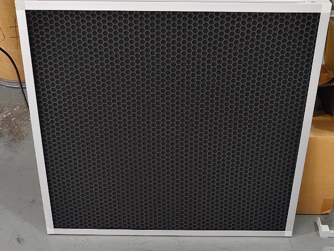 活性炭蜂窩板顆粒過(guò)濾器的作用